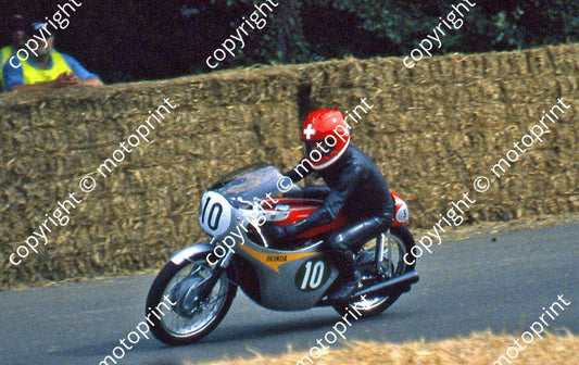 MC Honda RC162 4 cyl 250 Taveri cropped