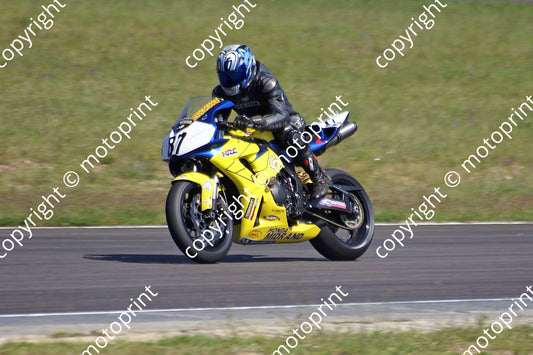 MC J Crooks Honda CBR1000 DSC00026