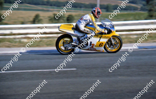 MC Mamola HB Suzuki into Leeukop