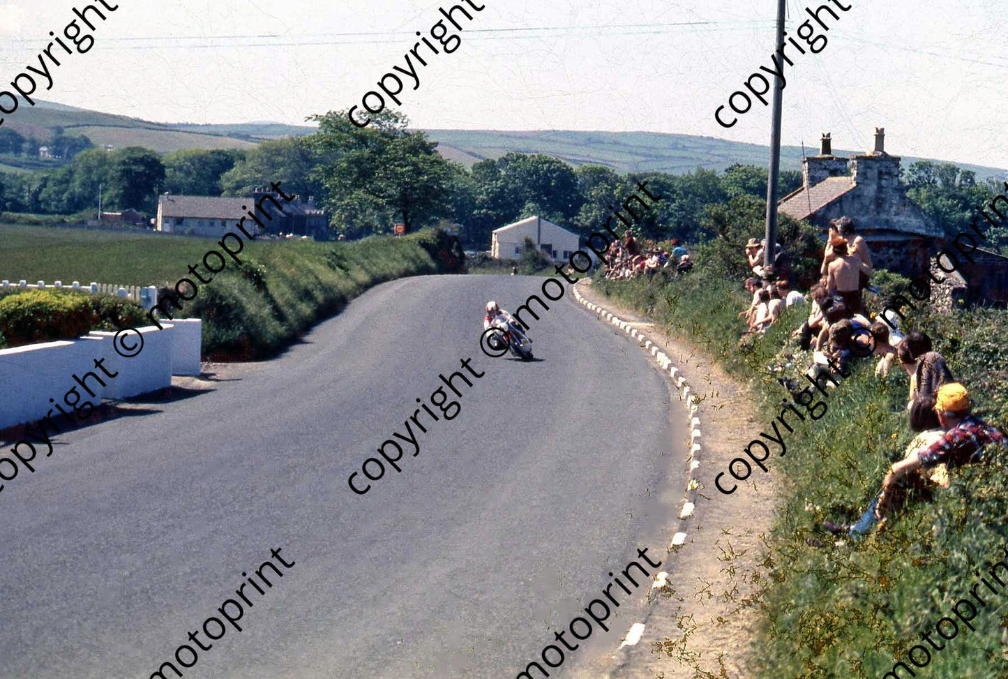 MC Rencullen  sequence 1, between banks NOTE DAMAGE