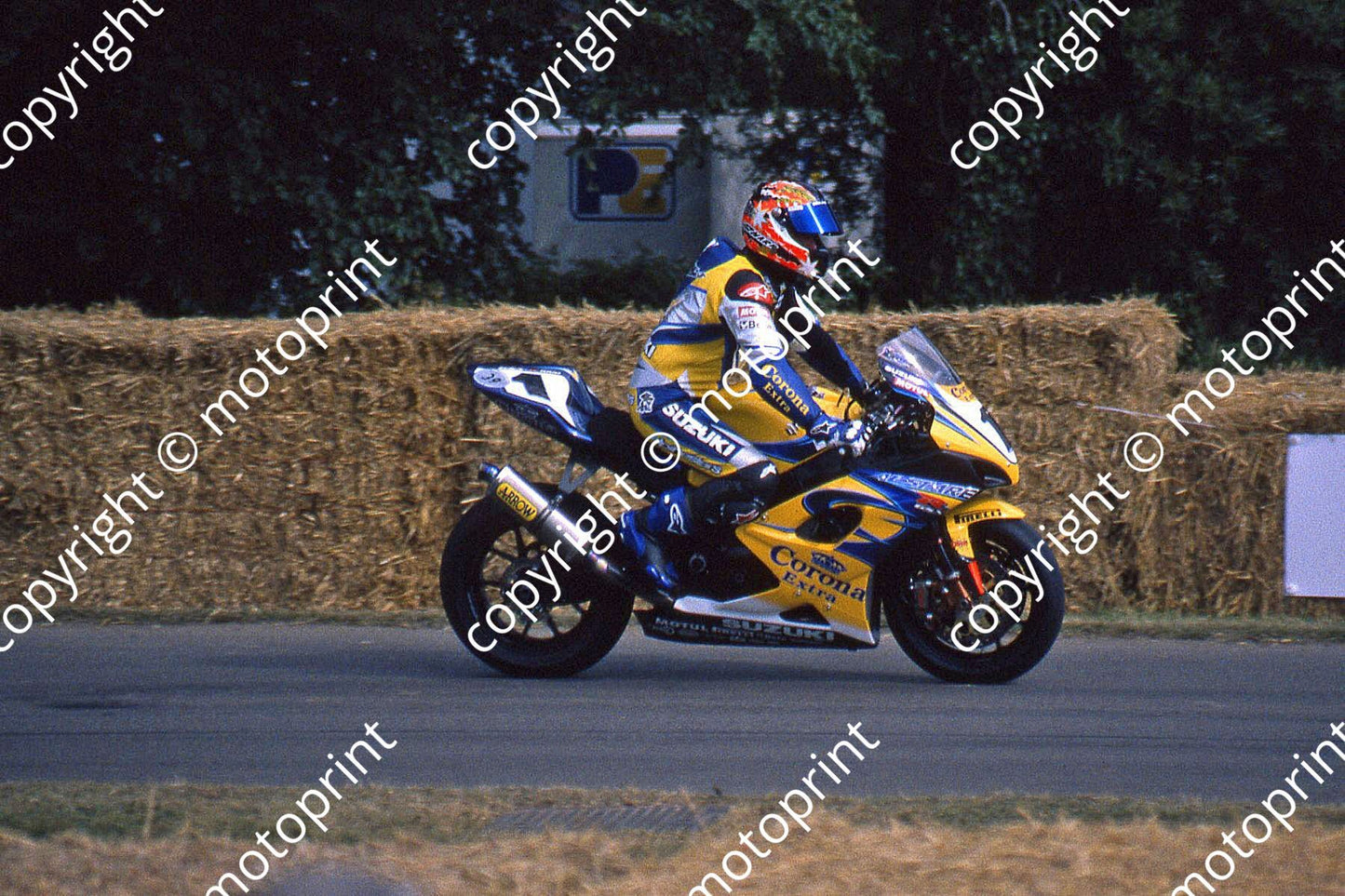 MC Suzuki GSXR1000 SBK Corser 1