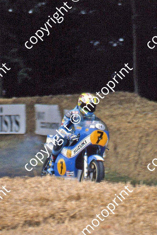 MC Suzuki RG500 Sheene livery Vermeulen 1 cropped