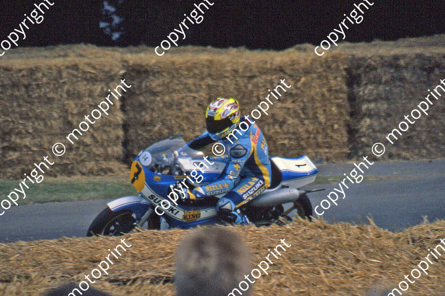 MC Suzuki RG500 Sheene livery Vermeulen 4