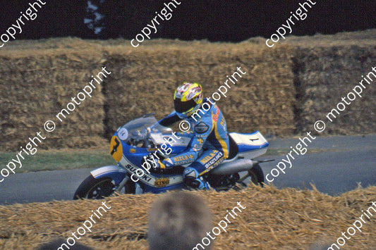 MC Suzuki RG500 Sheene livery Vermeulen 4