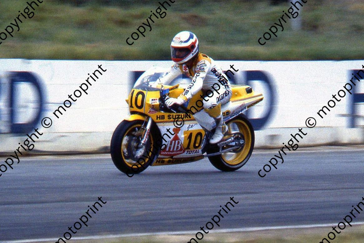 MC Uncini Suzuki Clubhouse 2 84