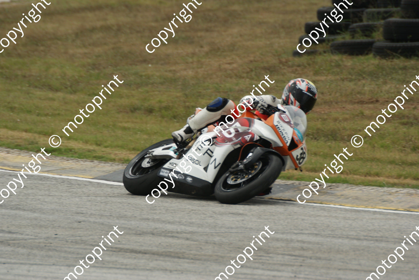 MC 38 Isaacs Honda CBR600 21 Jan Aldo Scrib  (149)