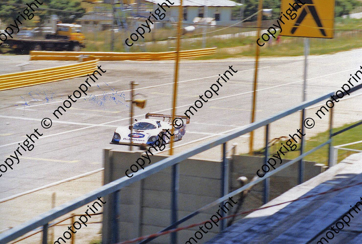 Mass 962 Porsche Richard Lloyd entered 1st