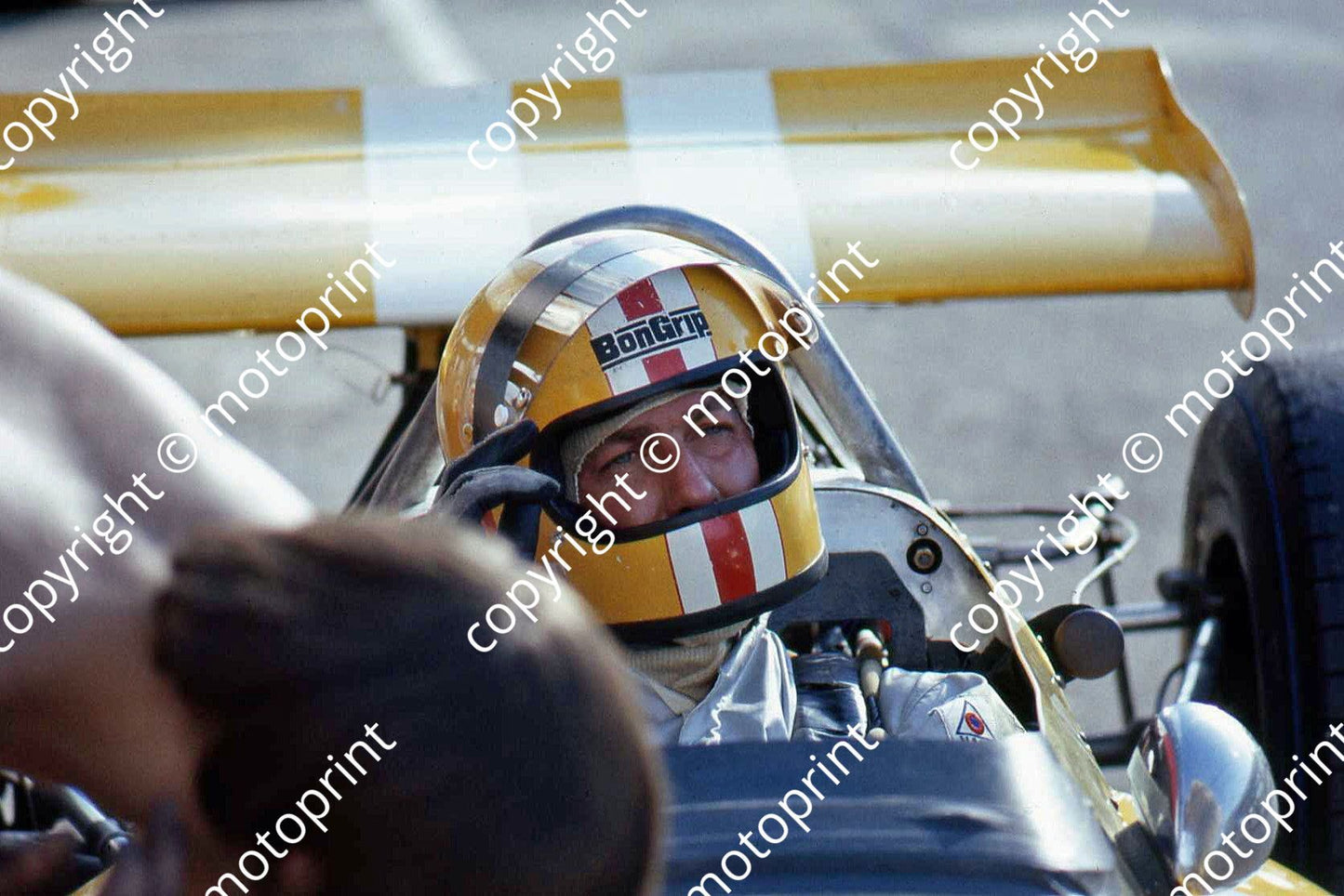 P Bonnier in McLaren M7c