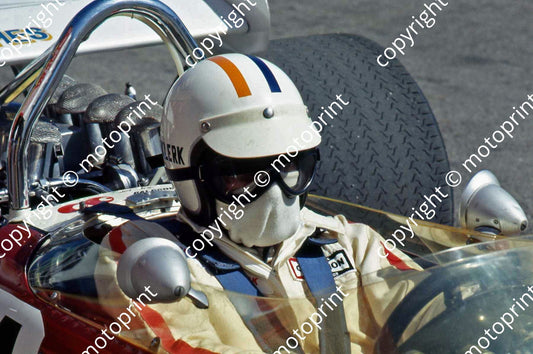 P De Klerk ready to go, Lotus 49 Lucky Strike Aug.