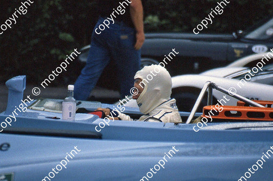 P Elford Porsche 908-3 ready to go 1