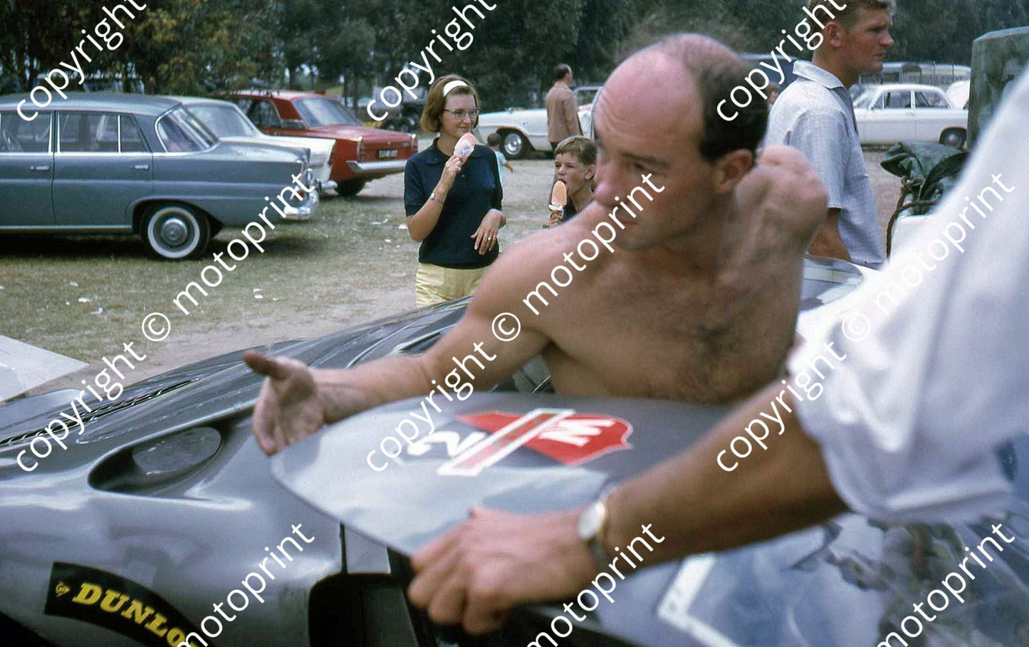 P Prophet leaving GT40 8 Jan
