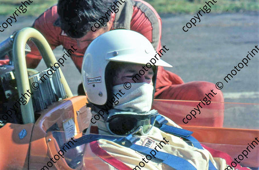 P Tingle waits Brabham BT24
