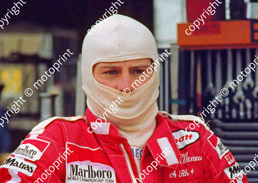 P Villeneuve portrait suiting up scanned 20x30 cm A4  (3)