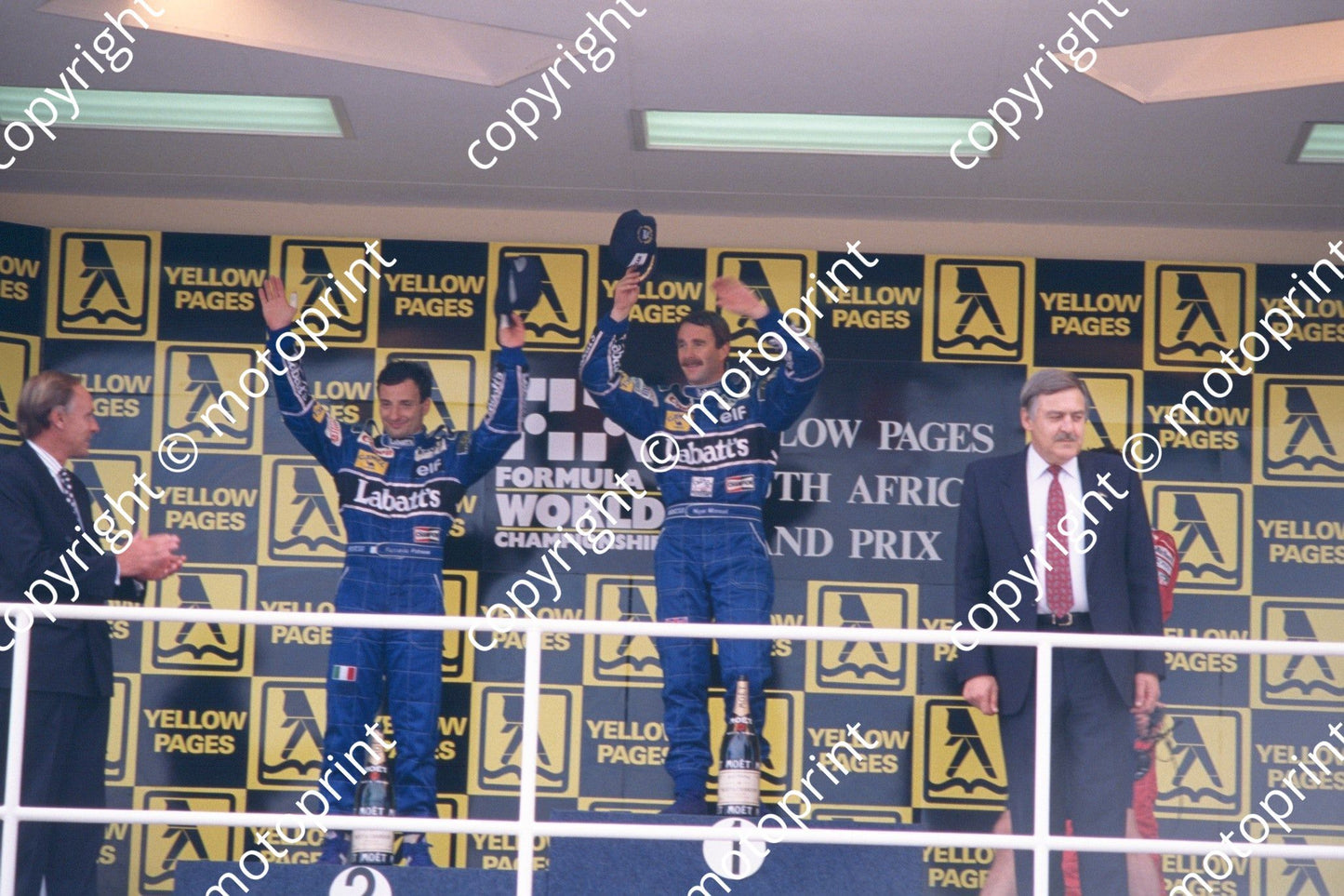 Podium Riccardo Patrese, Nigel Mansell, Pik Botha, Minister Foreign Affairs  (courtesy Roger Swan) (19)