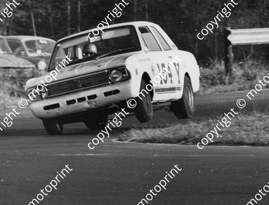 SL 1966 (thanks Roger Pearce) B Podmore Cortina Grosvenor Motors (8)
