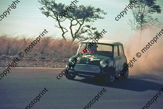 SL 1969 (thanks Colin Camp) Koos Venter Mini W10 sliding