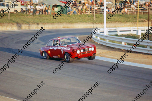 SL Alfa GT AM at Clubhouse Chatz driver with Keizan 1