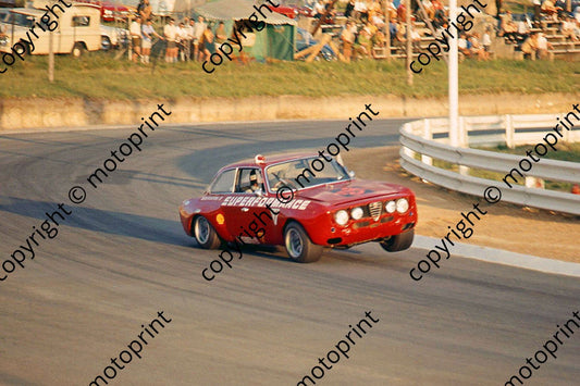 SL Alfa GT AM at Clubhouse Chatz driver with Keizan 3