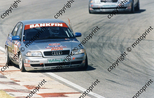 SL Bankfin 1998 A Taylor door open Audi A4 294