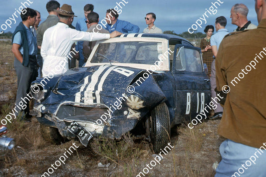 SL Buddy Wright Anglia wet day into spec cars