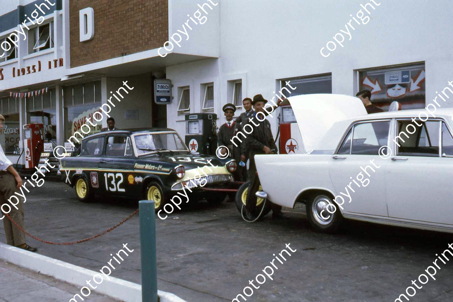 SL DP Anglia and tow car at Pioneer Uitenhage