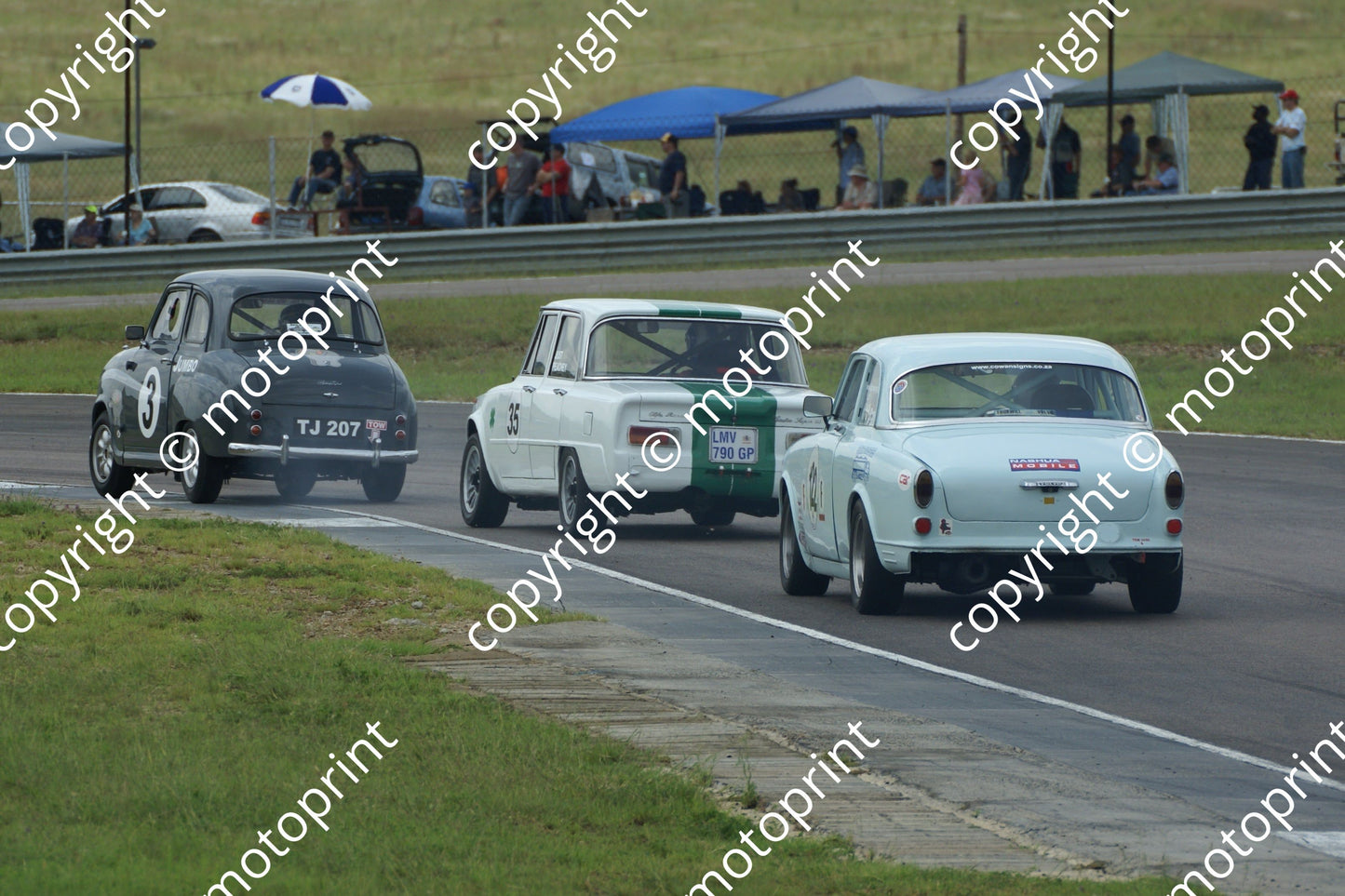 SL Greig Austin A35, Peachey Alfa, Barnes Volvo  31-1 DSC05890