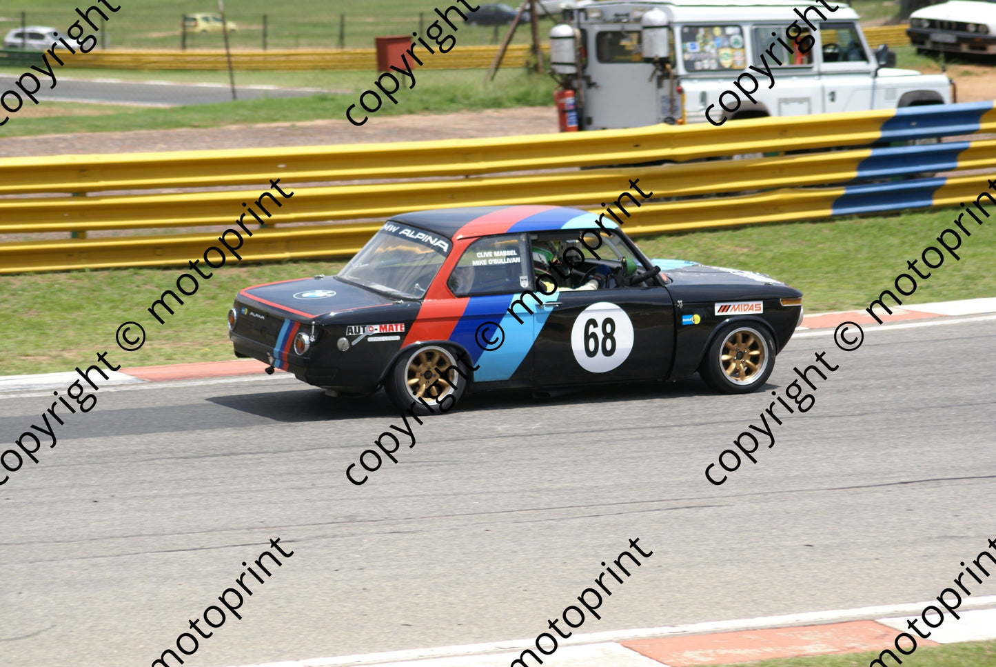 SL Massel O'Sullivan BMW 68 DSC03500 race