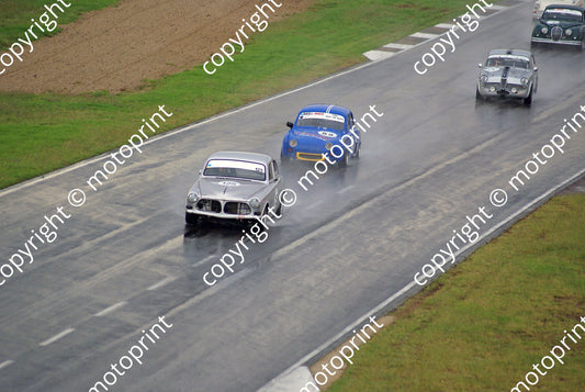 SL Pre-66 Legends 1st lap wet DSC00231