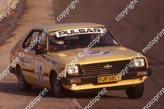 SL Speedocruise 2 hr E Sanders K Roos Datsun Pulsar (42)