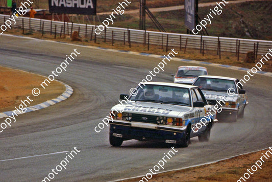 SL Speedocruise 2 hr Mortimer, vd Merwe Cortina XR6s (permission Roger Swan)