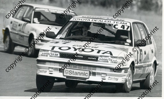 SL Stannic 1990 47 M White leads Wyndham 205