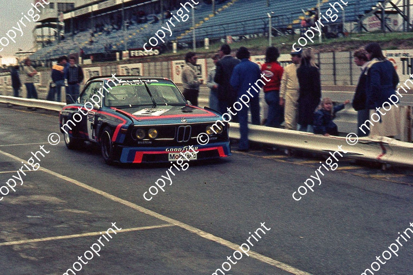 SL (thanks to Stuart Falconer) 1976 Wynns 1000 BMW 3.0CSL J Scheckter Nillson Grohs in race