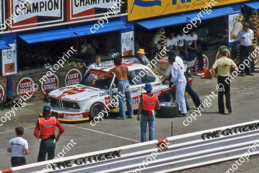 SL (thanks to Stuart Falconer) a 587 1977 Wynns 1000 BMW Ertl Ludwig pitting cropped
