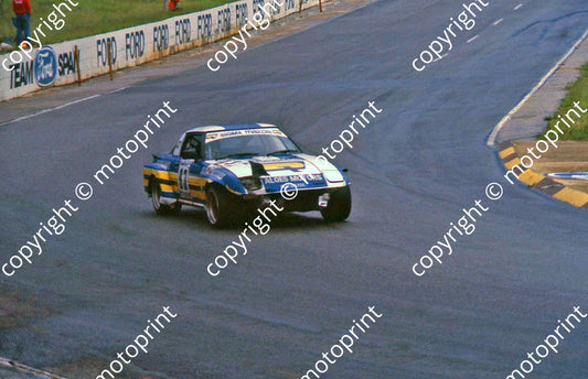 SL (thanks to Stuart Falconer)a 920 1983 Castrol 1000 Mazda RX6 crash damage Hepburn Morgenrood   - Copy
