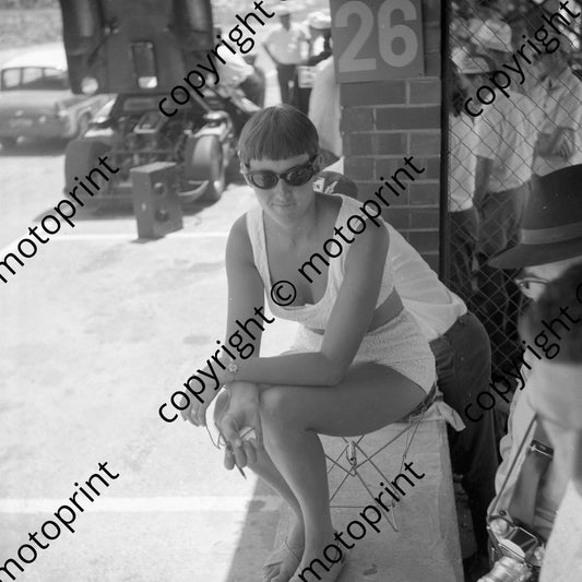 SP 1967 SA GP Lola Brockhoven_ Eric drove Lolette in support race (courtesy Ken Stewart) 067