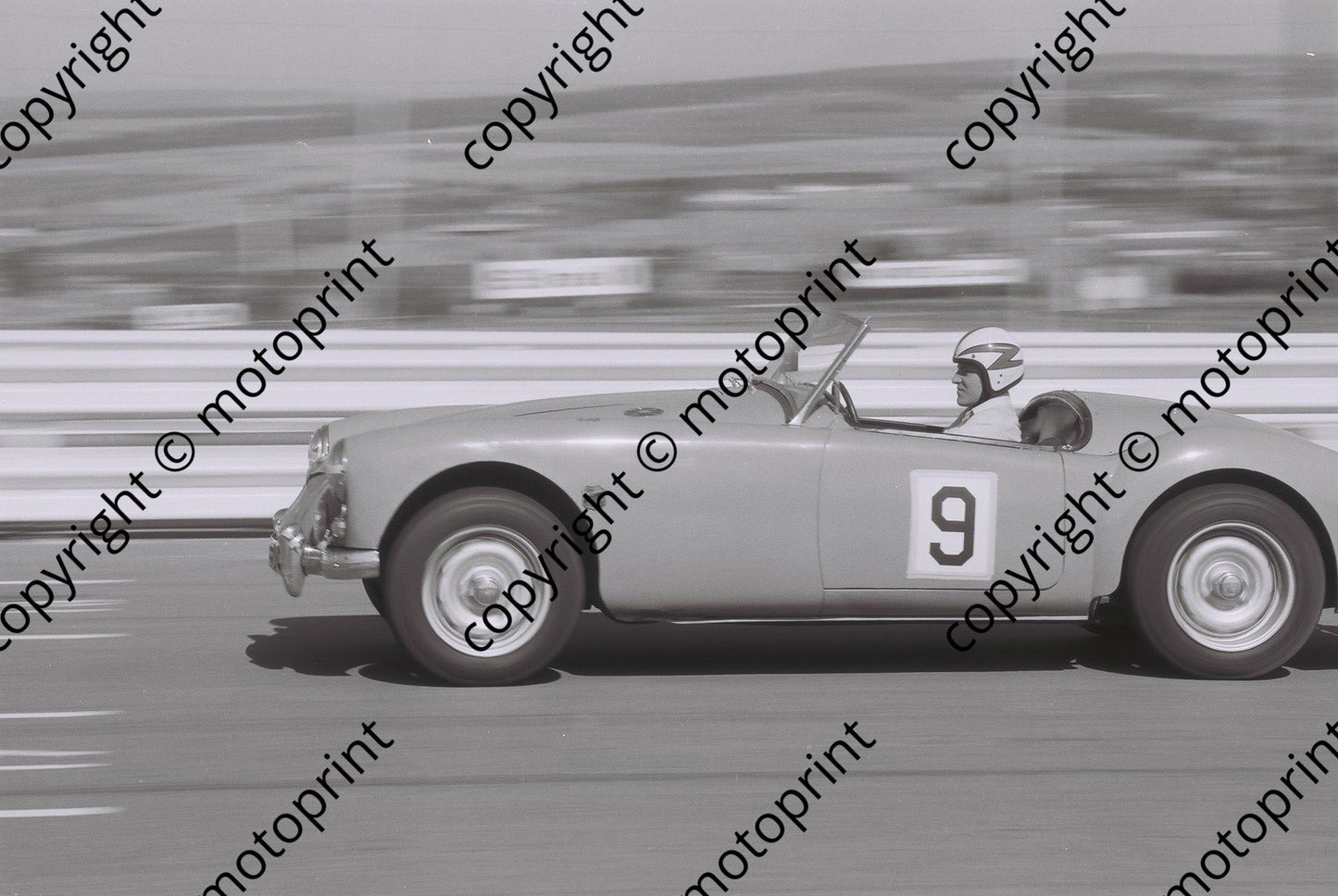 SP 1971 Kyalami SCC Anniv races D Spencer per programme but TC  (141)