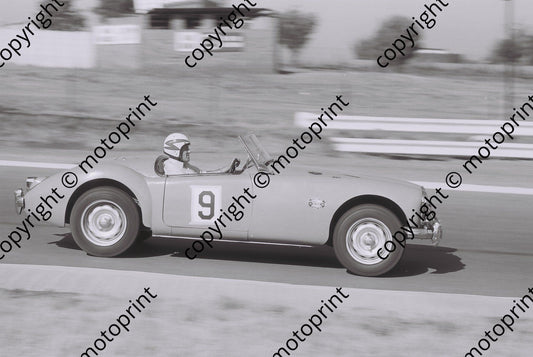 SP 1971 Kyalami SCC Anniv races D Steenkamp per programme but TC  (167)
