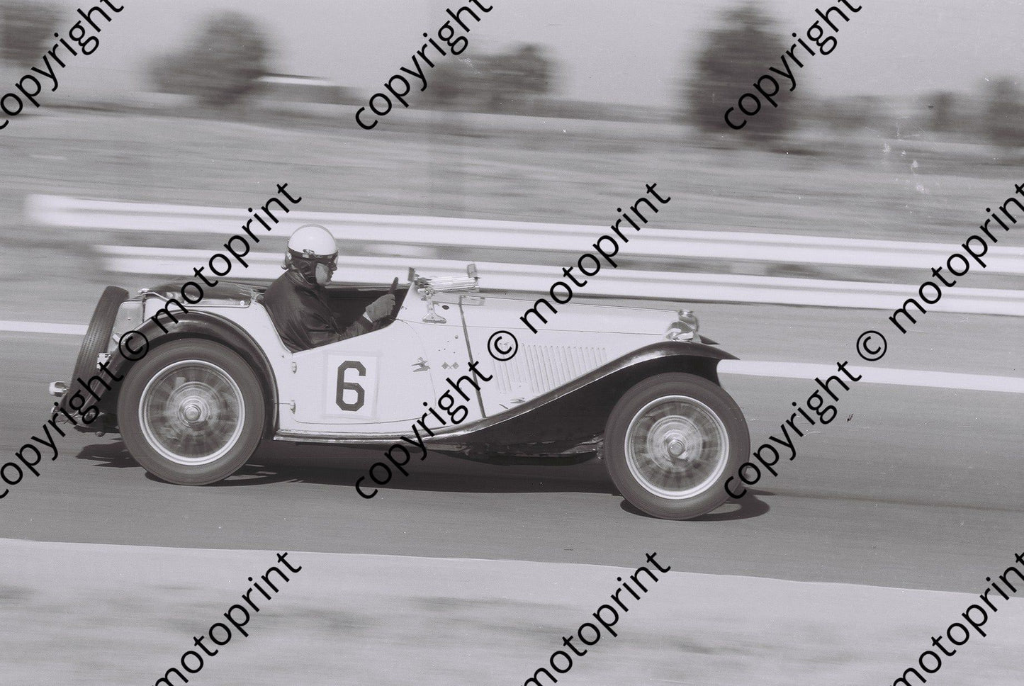 SP 1971 Kyalami SCC Anniv races M Baker 163)