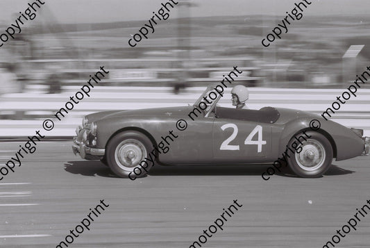 SP 1971 Kyalami SCC Anniv races M Tweedy (156)