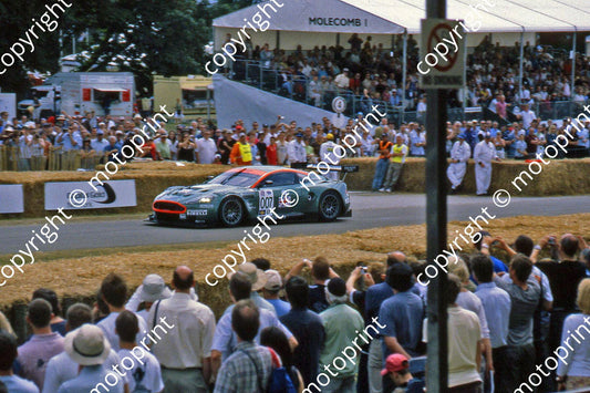 SP Aston Martin DBR9 Darren Turner 3