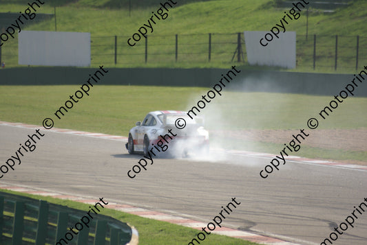 SP Bezuidenhout Porsche RSR smoke 78 DSC03696 race