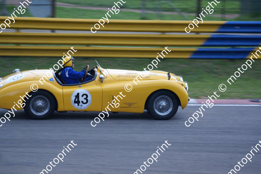 SP Bird Jag XK140 43 DSC03777 race