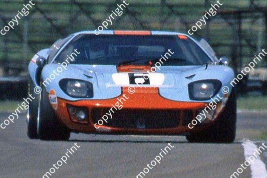 SP Ford GT40 r Gulf scheme