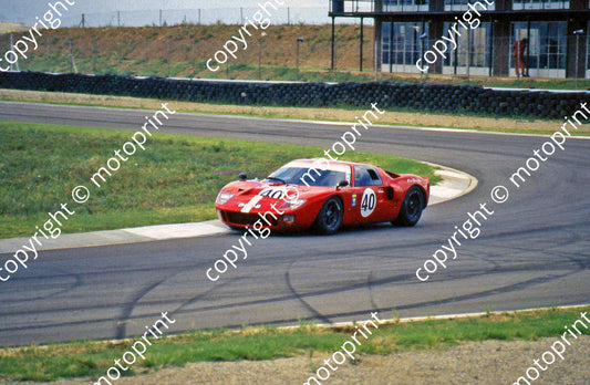 SP GT40 40 Chris Chiles