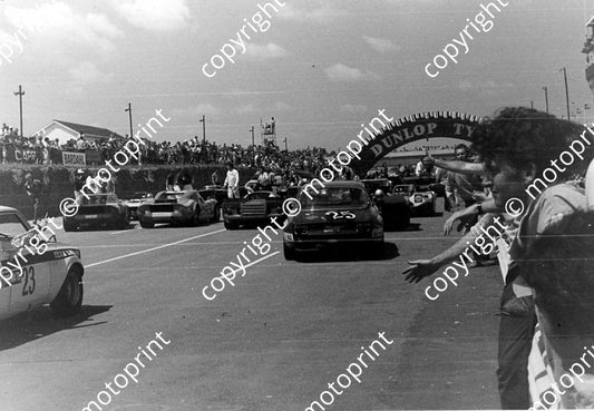 SP Kyalami grid 1970 9 Hour SP045