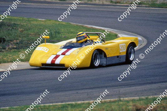 SP Lola T210 Peter Dunn