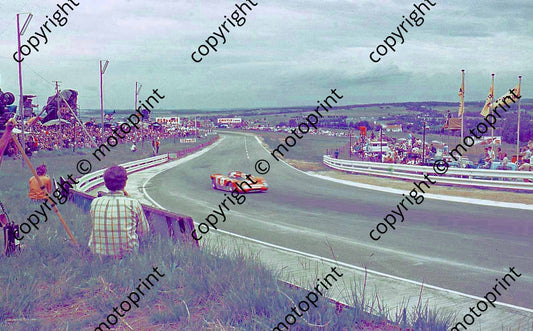 SP Lola T210 Verwey Clubhouse (Thanks to Ken Stewart)  (22)