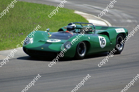 SP Lola T70 JM Martin M Davis check DSC02100