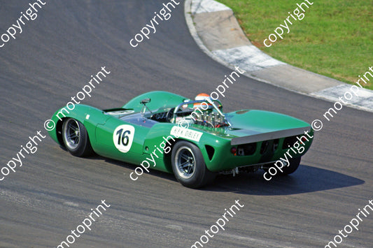 SP Lola T70 JM Martin M Davis check DSC02137