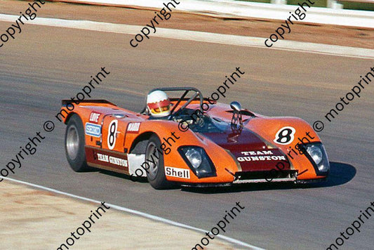 SP Love Gunston Lola T212 with Marko practice cf start livery crop 2